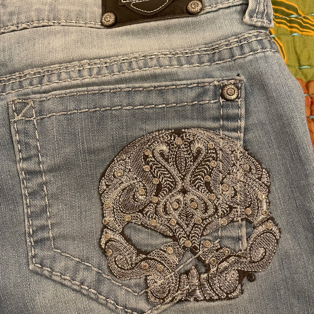 Like new. Harley Davidson jeans. Size 14.